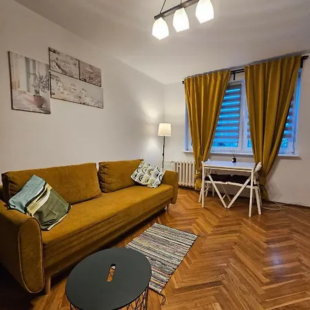 Aparmant Nearthesea Apartman
